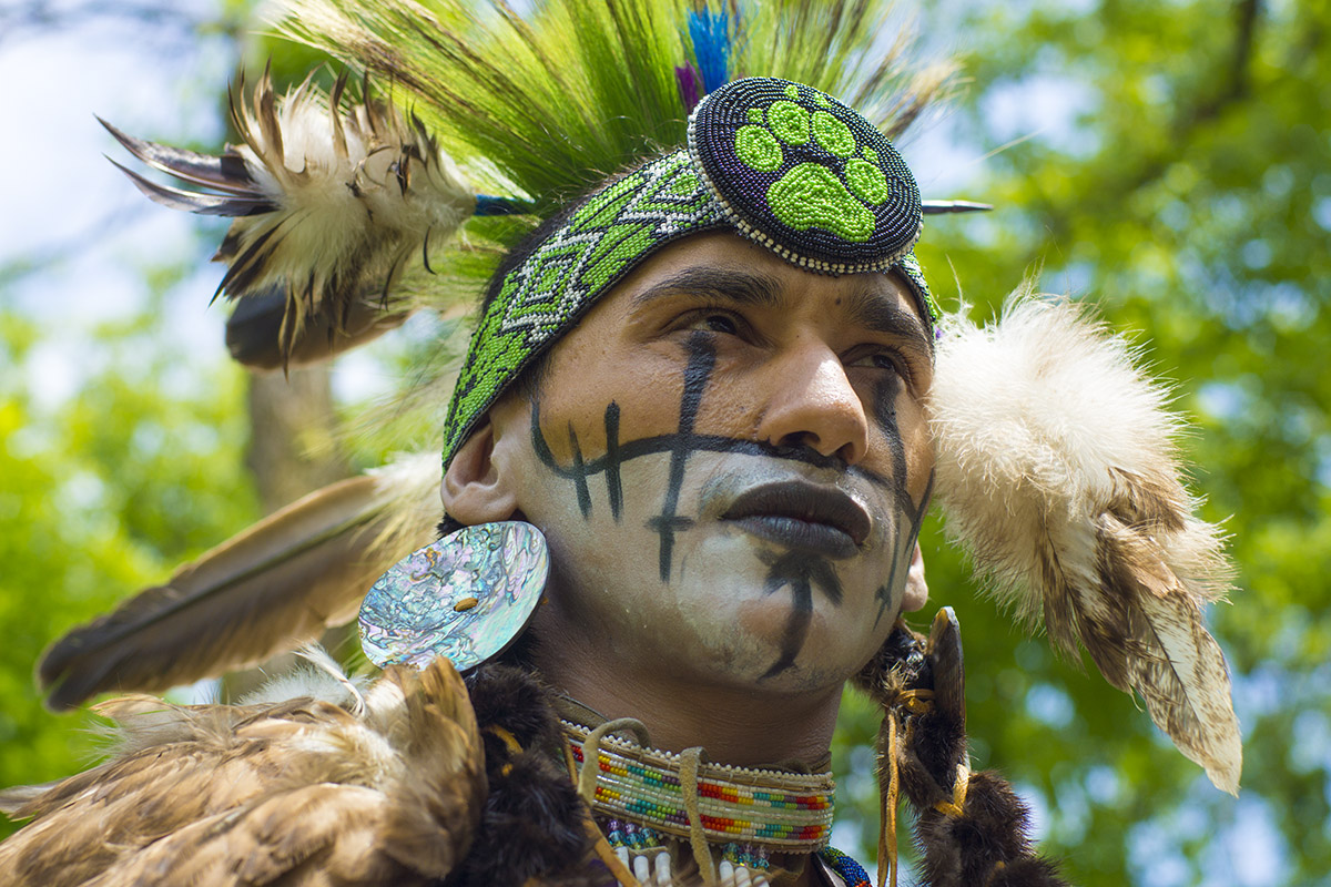 Rykko Bellemare, un artiste atikamekw aux multiples facettes Rykko Bellemare, un artiste atikamekw aux multiples facettes