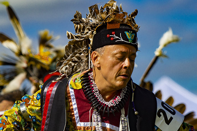 MC Snow, a kanien’keha’ka artist from Kahnawake MC Snow, a kanien’keha’ka artist from Kahnawake