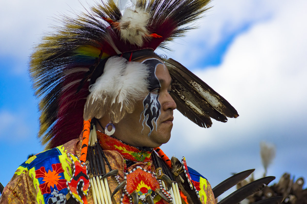 Kanien’kehá:ka Dancer