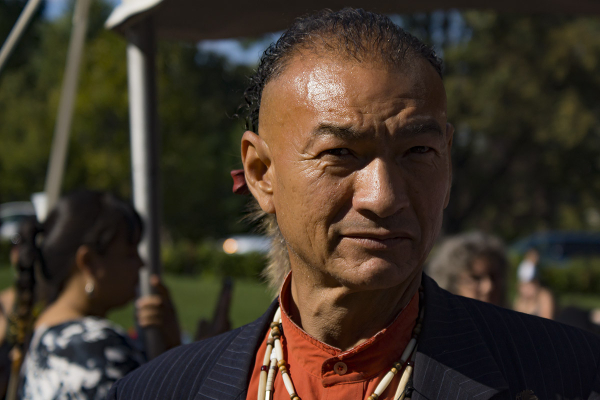 Kanyen'kehà:ka Dancer