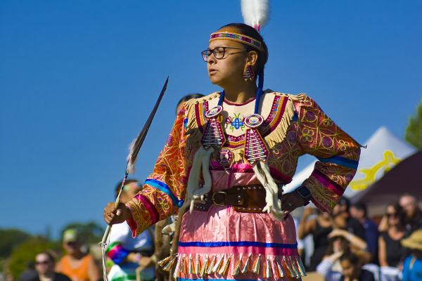 Kanien’kehá:ka Dancer
