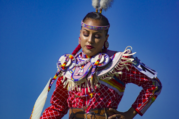 Kanien’kehá:ka Dancer