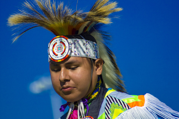 Kanien’kehá:ka Dancer