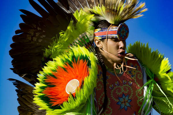 Kanien’kehá:ka Dancer