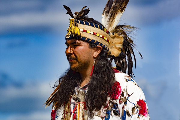 Kanien’kehá:ka Dancer