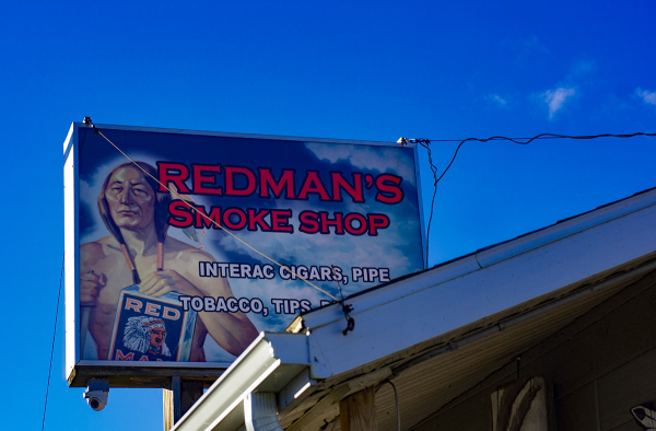 Tobacco shop Kahnawake